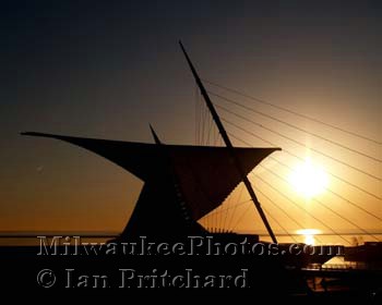 Photograph of Calatrava Morning from www.MilwaukeePhotos.com (C) Ian Pritchard